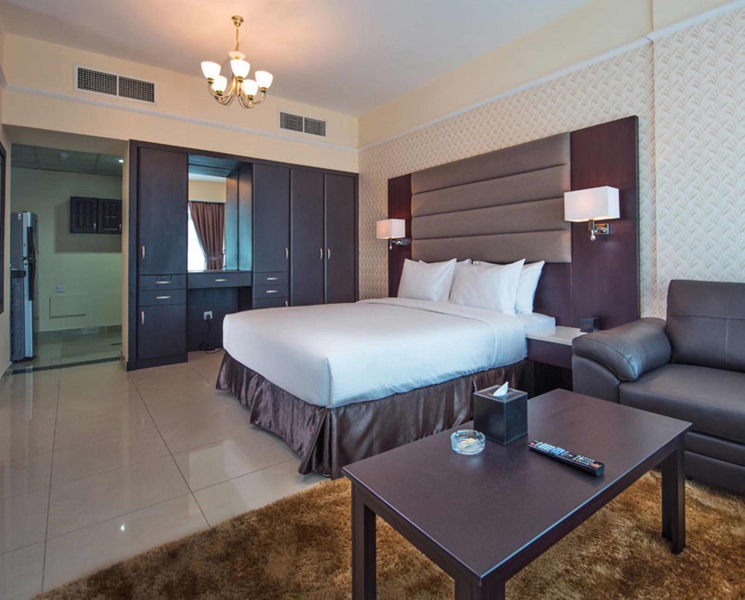דובאי Sunday Mega Hotel Sheikh Zayed Road Near Difc Formerly Emirates Grand Hotel מראה חיצוני תמונה