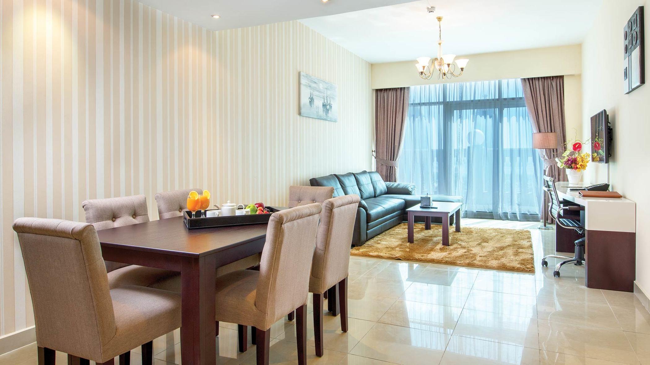 דובאי Sunday Mega Hotel Sheikh Zayed Road Near Difc Formerly Emirates Grand Hotel מראה חיצוני תמונה