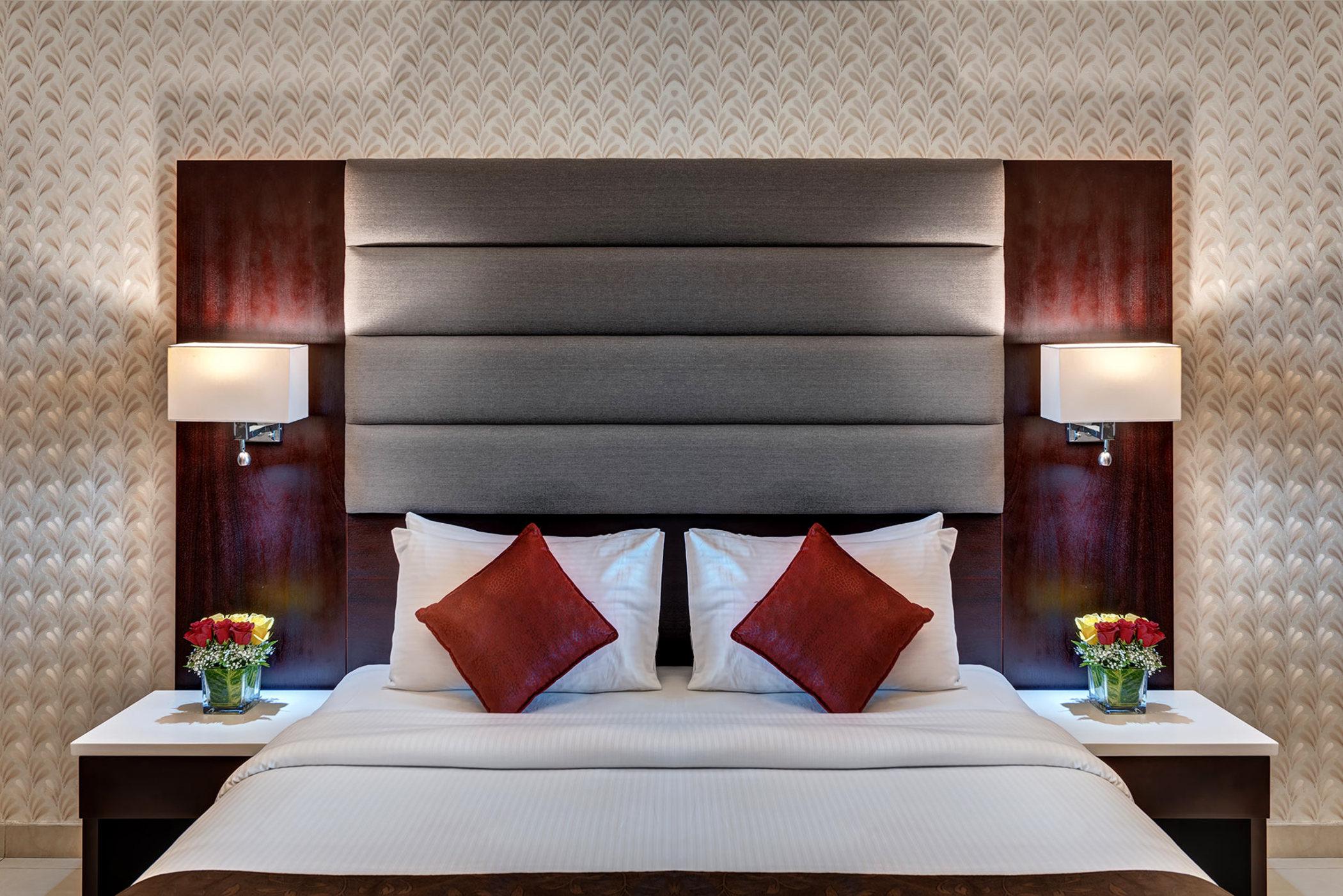 דובאי Sunday Mega Hotel Sheikh Zayed Road Near Difc Formerly Emirates Grand Hotel מראה חיצוני תמונה