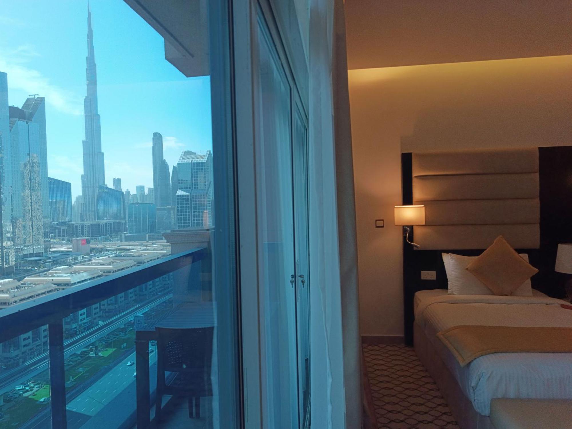 דובאי Sunday Mega Hotel Sheikh Zayed Road Near Difc Formerly Emirates Grand Hotel מראה חיצוני תמונה