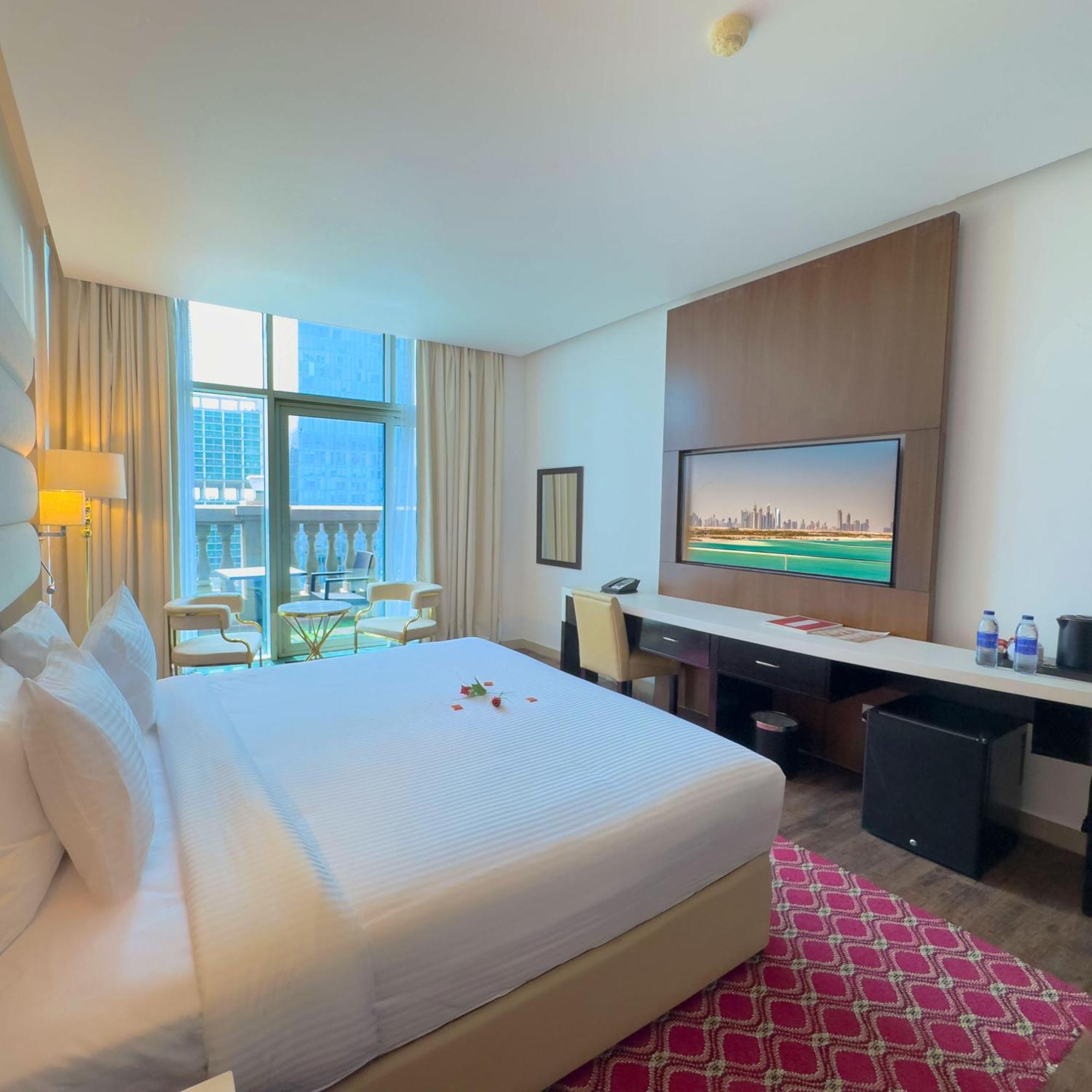 דובאי Sunday Mega Hotel Sheikh Zayed Road Near Difc Formerly Emirates Grand Hotel מראה חיצוני תמונה