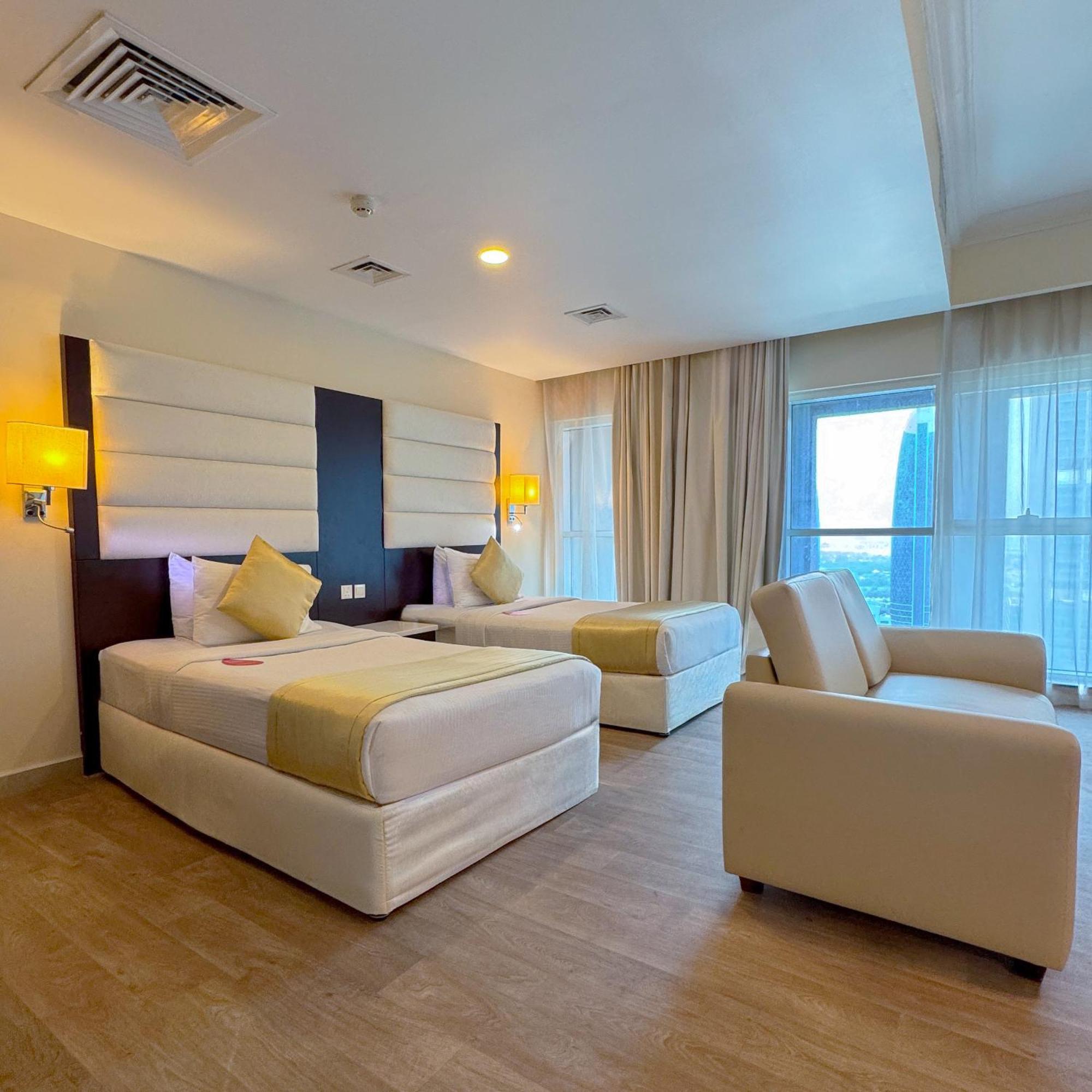 דובאי Sunday Mega Hotel Sheikh Zayed Road Near Difc Formerly Emirates Grand Hotel מראה חיצוני תמונה